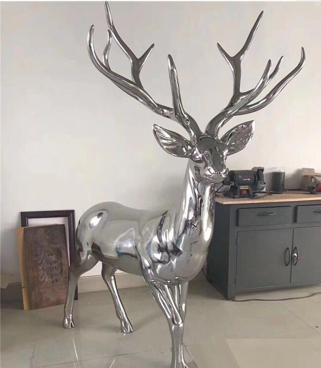 不銹鋼雕塑廠跟您分享不銹鋼雕塑制作過程,你知道不銹鋼雕塑的優缺點嗎？